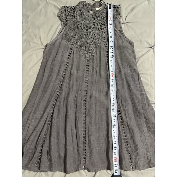 So Cute! Gray Women’s Dress By Entro Lace Lined Size Small NWT - Picture 13 of 16